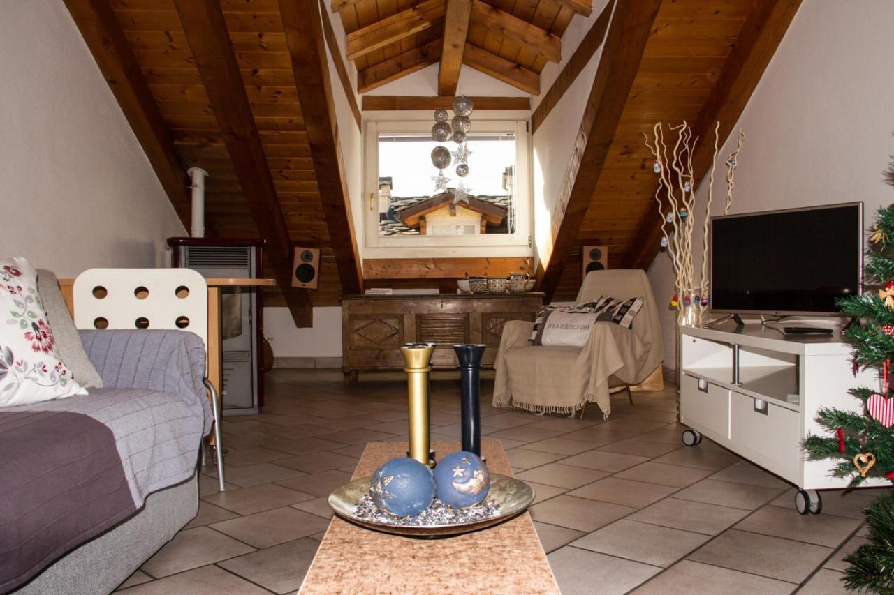 Apartamento Il Nido Aosta Exterior foto
